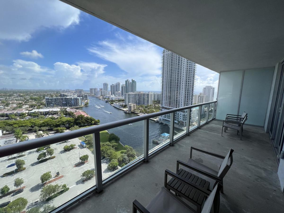 23Rd Floor Luxury & Spacious Beachwalk Resort Apartment With Amazing View Hallandale Beach Kültér fotó