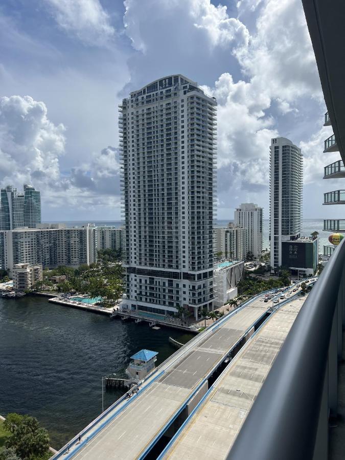 23Rd Floor Luxury & Spacious Beachwalk Resort Apartment With Amazing View Hallandale Beach Kültér fotó