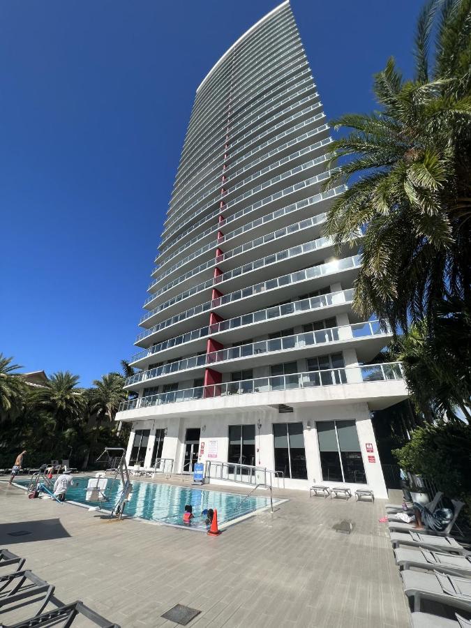 23Rd Floor Luxury & Spacious Beachwalk Resort Apartment With Amazing View Hallandale Beach Kültér fotó