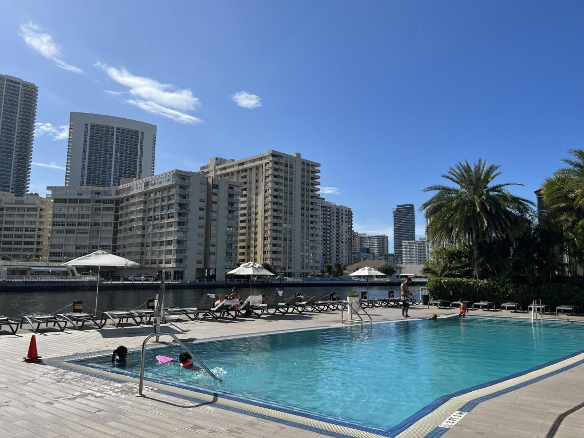 23Rd Floor Luxury & Spacious Beachwalk Resort Apartment With Amazing View Hallandale Beach Kültér fotó