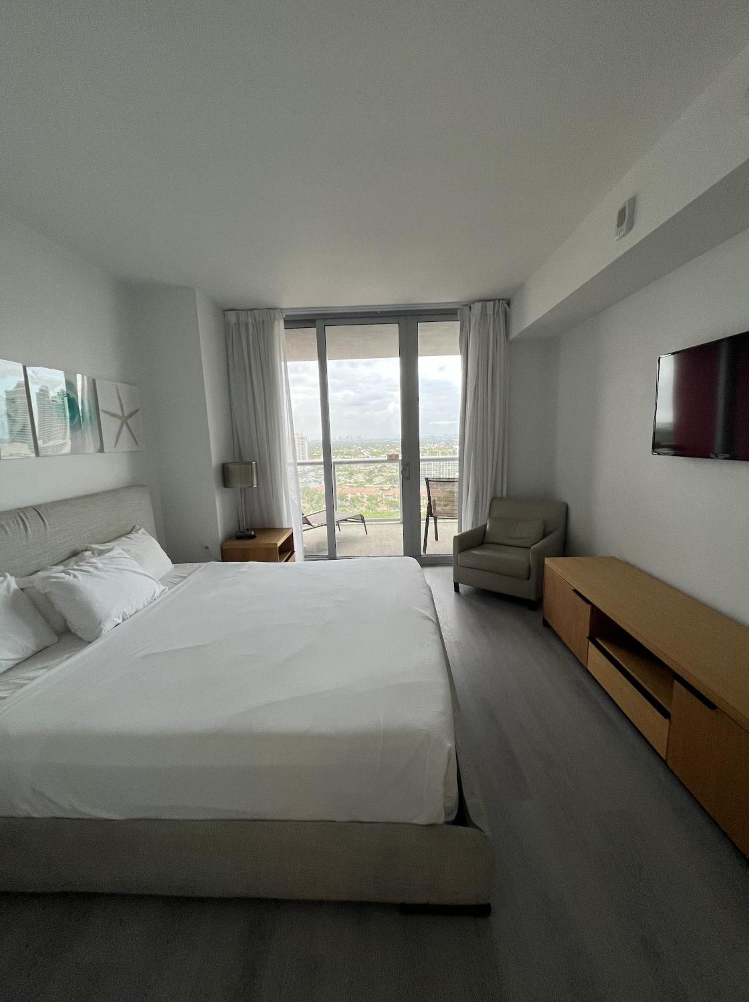 23Rd Floor Luxury & Spacious Beachwalk Resort Apartment With Amazing View Hallandale Beach Kültér fotó